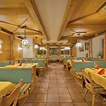 فندق Kirchenwirt 3*