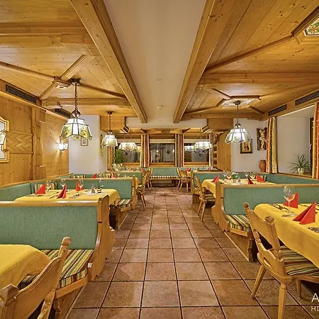 Hotel Kirchenwirt 3*