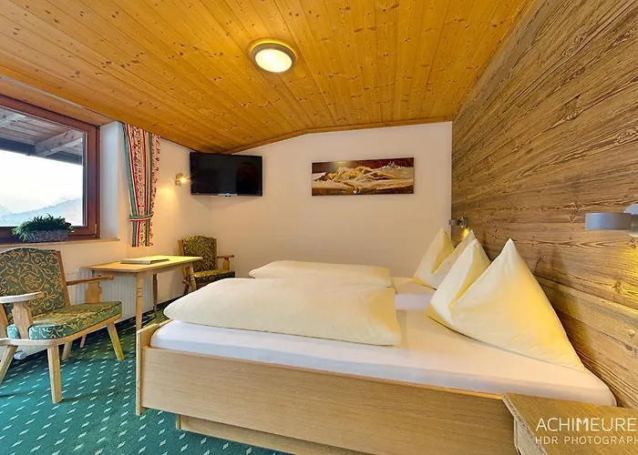 Landhotel Kirchenwirt 3* Unken